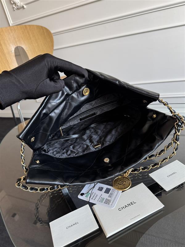 2026127215212541 600